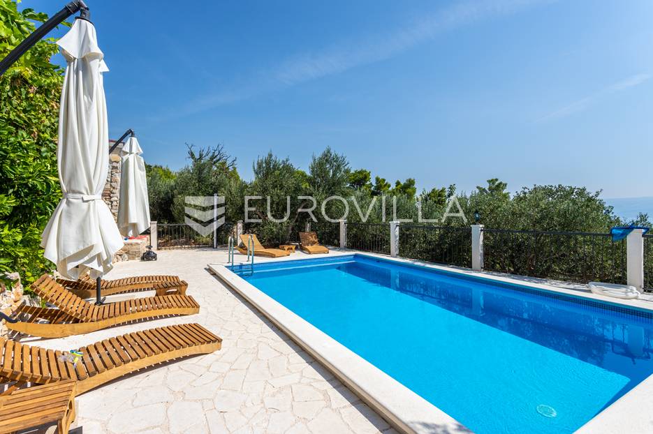 Split, Jesenice, Prekrasna autentična vila s pogledom na more - cover