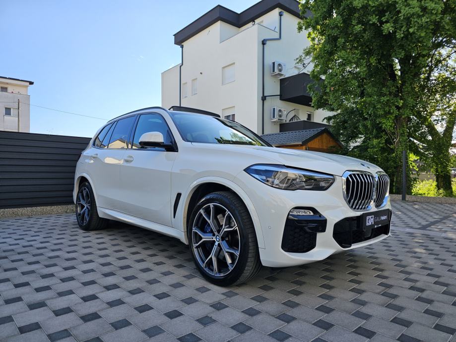 BMW X5 xDrive45e GARANCIJA PDV - Panorama - 360Kam - Ventilacija sjeda - cover