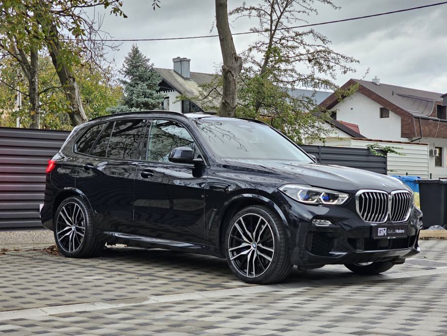 BMW X5 xDrive45e GARANCIJA PDV - Laser - Panorama - 360Kam - NaviPro - cover