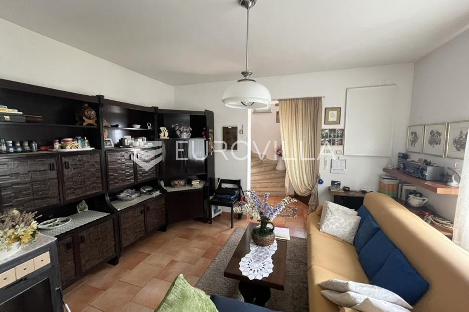 Istra, Ližnjan prekrasna kuća s pogledom na more - cover