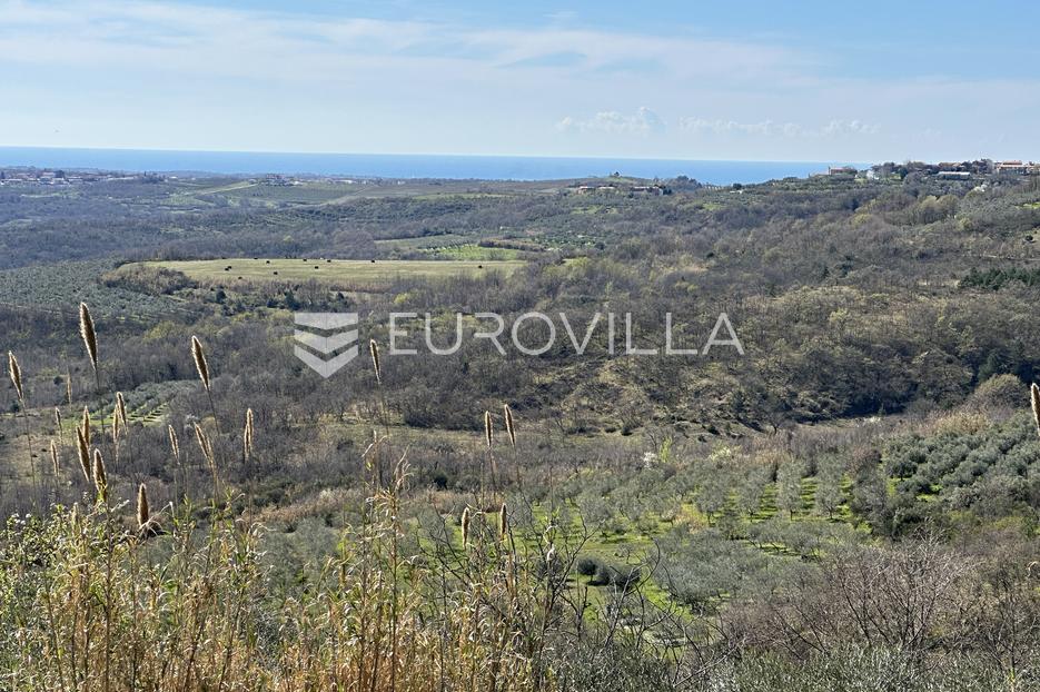 Istra, Buje - građevinsko zemljište 754 m2 s pravomoćnom građevinskom dozvolom - pogled na more - cover