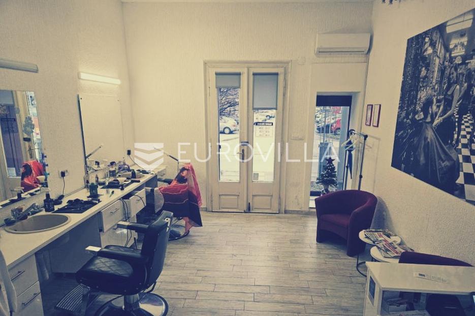 Osijek, Centar, ulični poslovni prostor 42m2, prodaja - cover