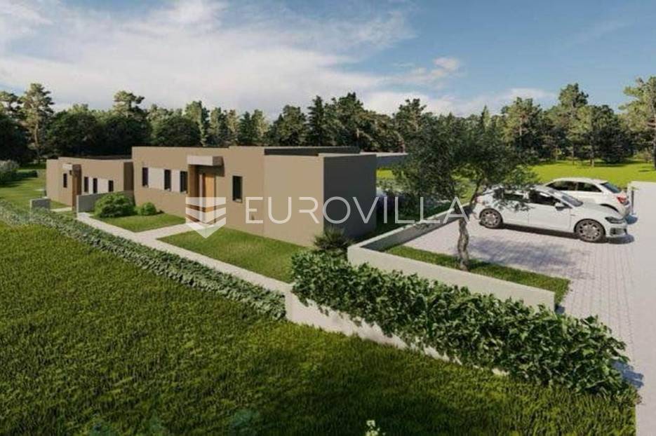 Istra, Tinjan, dvojne prizemnice sa bazenima na velikoj okućnici - cover