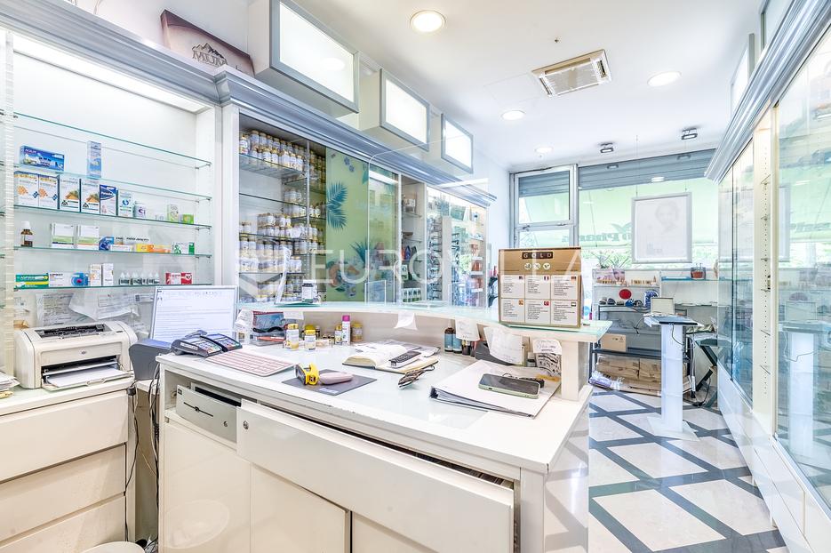 Zagreb, Kvaternikov trg, ulični poslovni prostor / lokal 41 m2 - cover