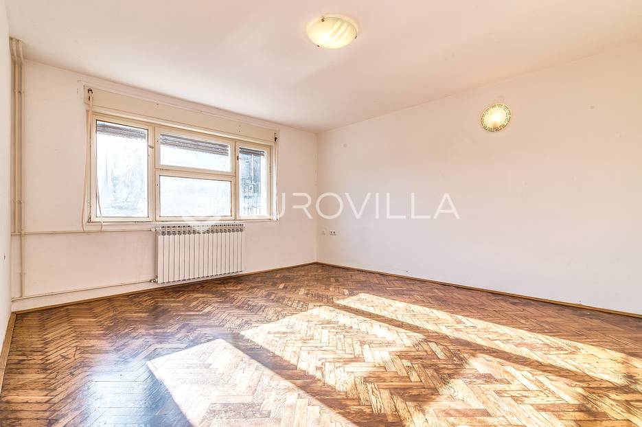 Mlinovi, kuća na zemljištu 530m2 površine 192m2 - cover