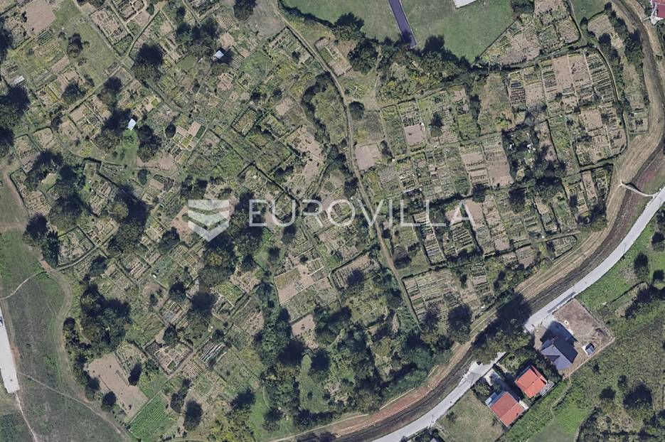 Dubrava, građevinsko zemljište - cover