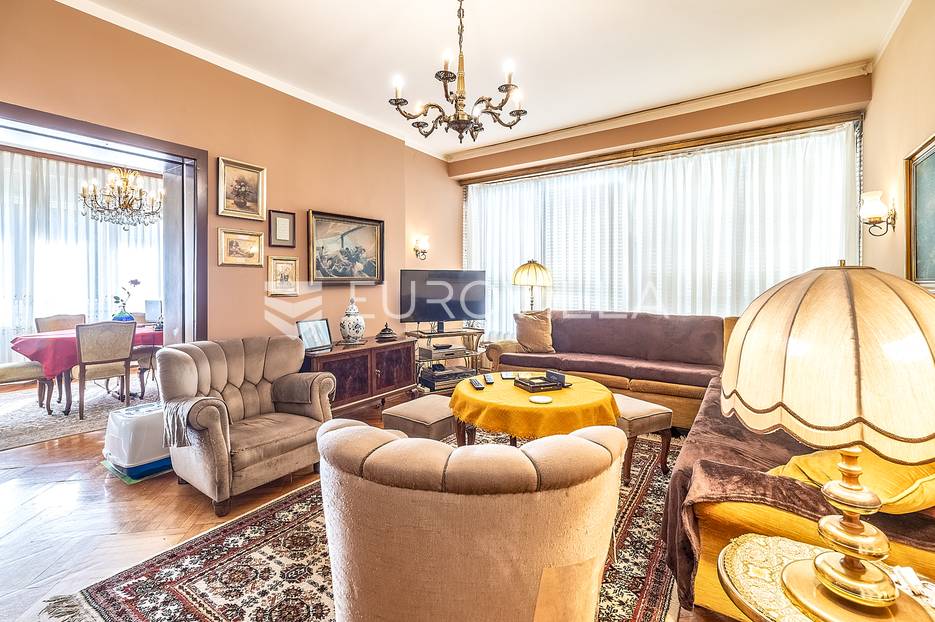 Zagreb, Medveščak, Ksaver, obiteljska kuća 304m2 na zemljištu 502m2 - cover