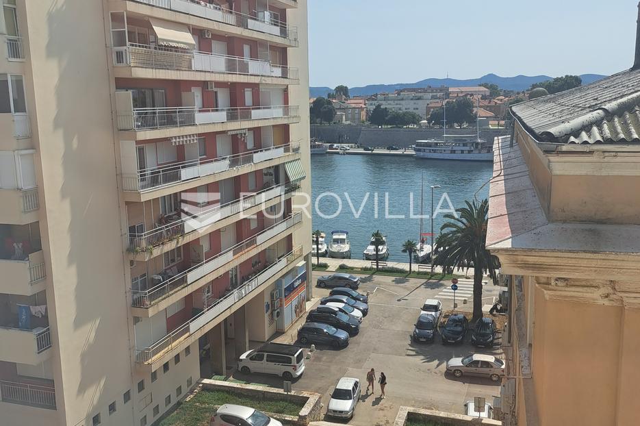 Zadar, Branimirova obala, Garsonijera s pogledom na more - cover