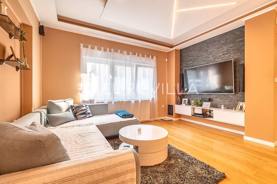 Zagreb, Voltino prekrasna kuća 130m2 na parceli od 300m2 - cover