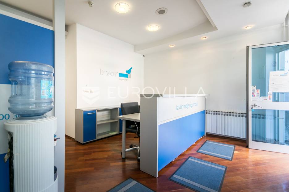 Svetice, uredski prostor za zakup 35 m2 - cover