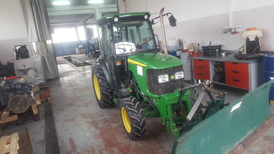John Deere 5315V - vinogradarski/voćarski traktor - cover