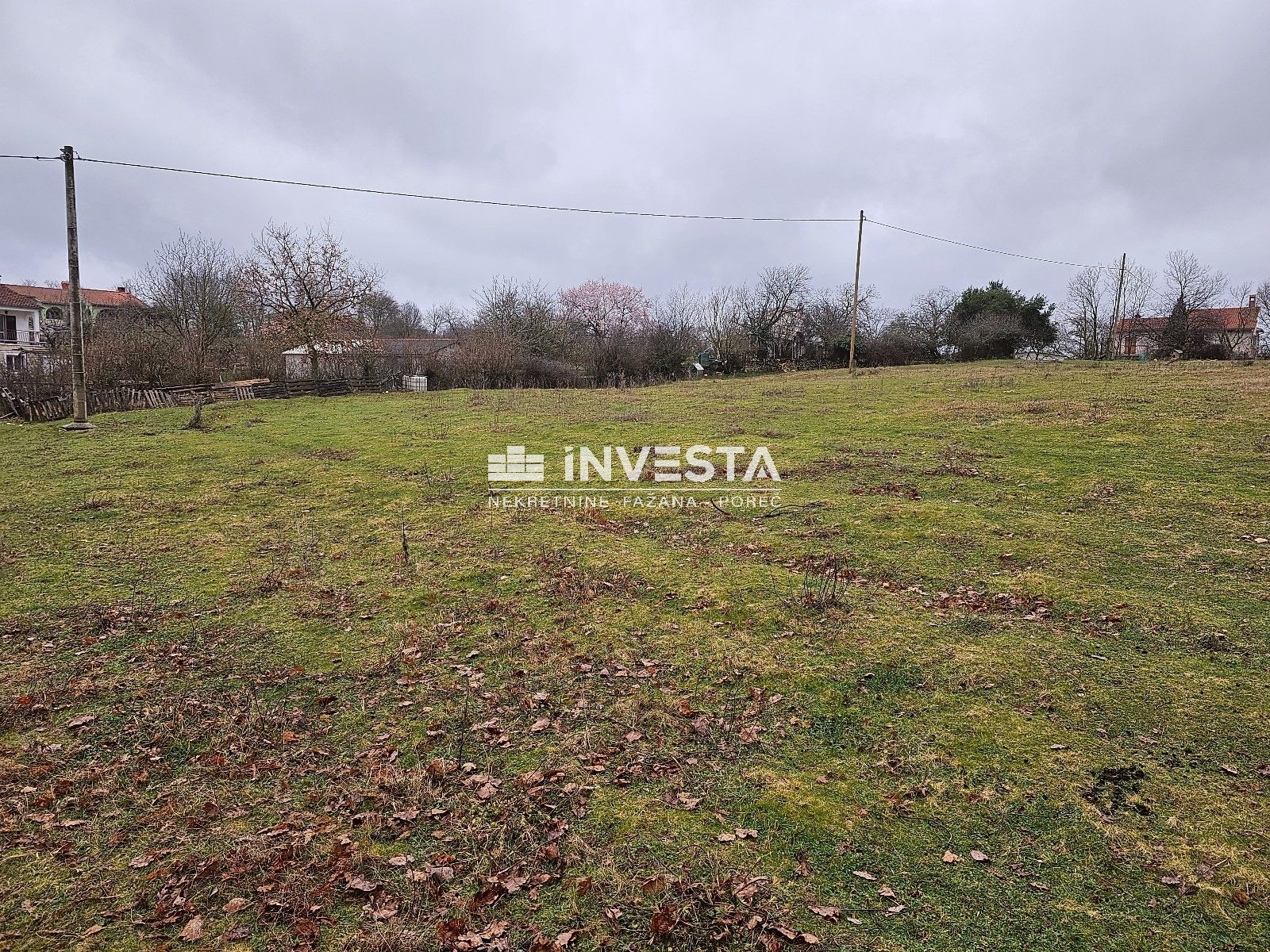 Žminj, građevinsko zemljište 6.186 m2, odlična lokacija - cover