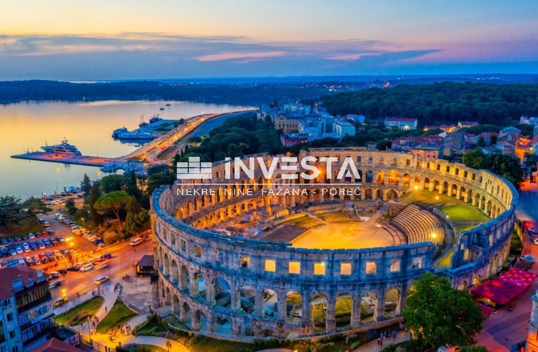 Pula - atraktivne građevinske parcele 200 metara od mora - cover