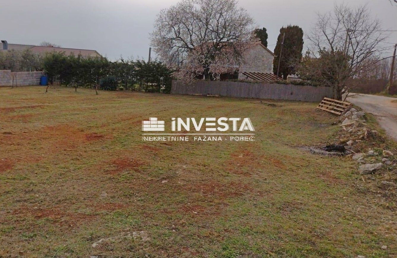 Poreč okolica, građevinsko zemljište 760 m2 - cover