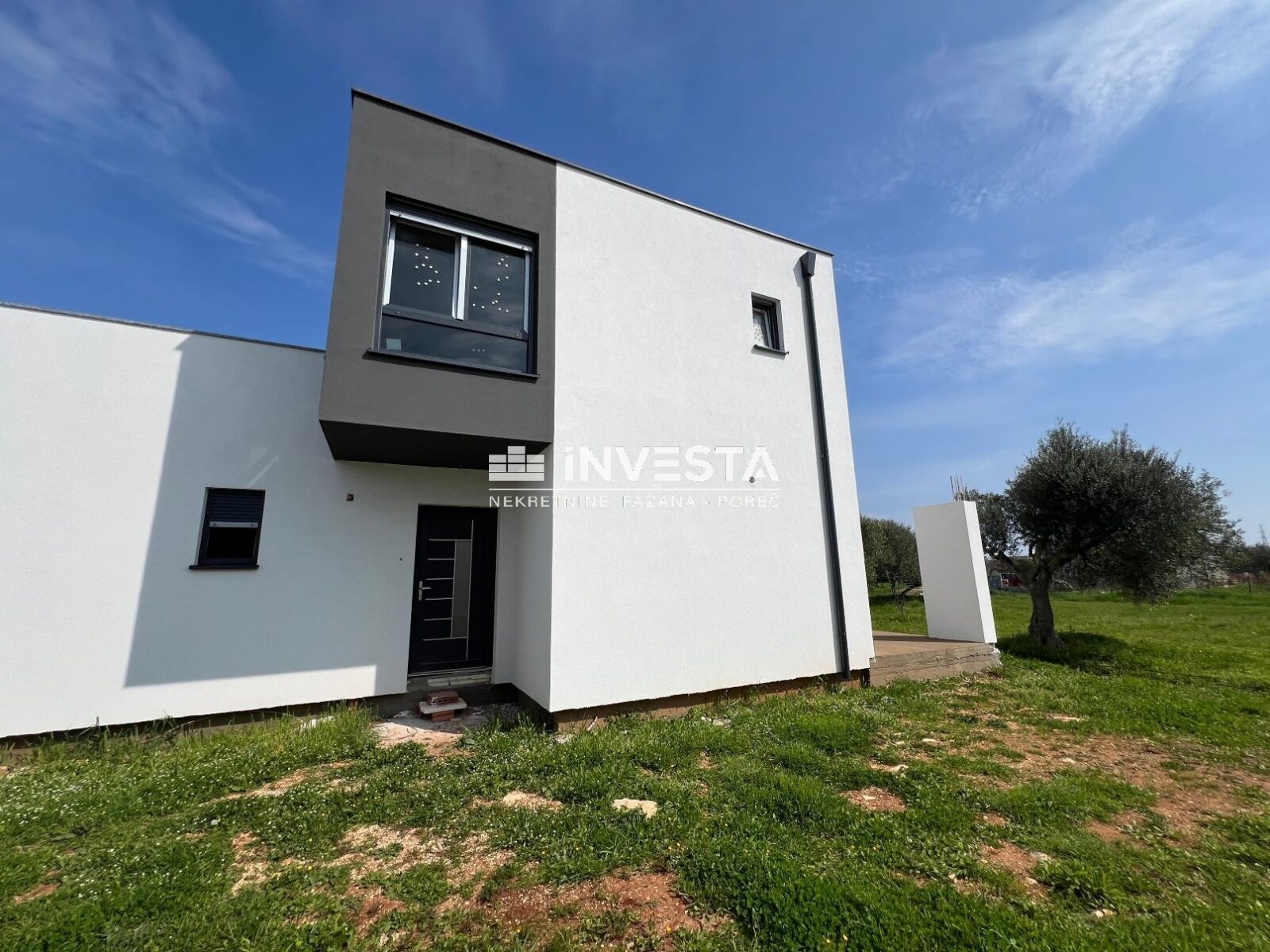 Pula, Galižana, kuća za odmor 136m2, 3SS+DB, garaža, pogled na more - cover