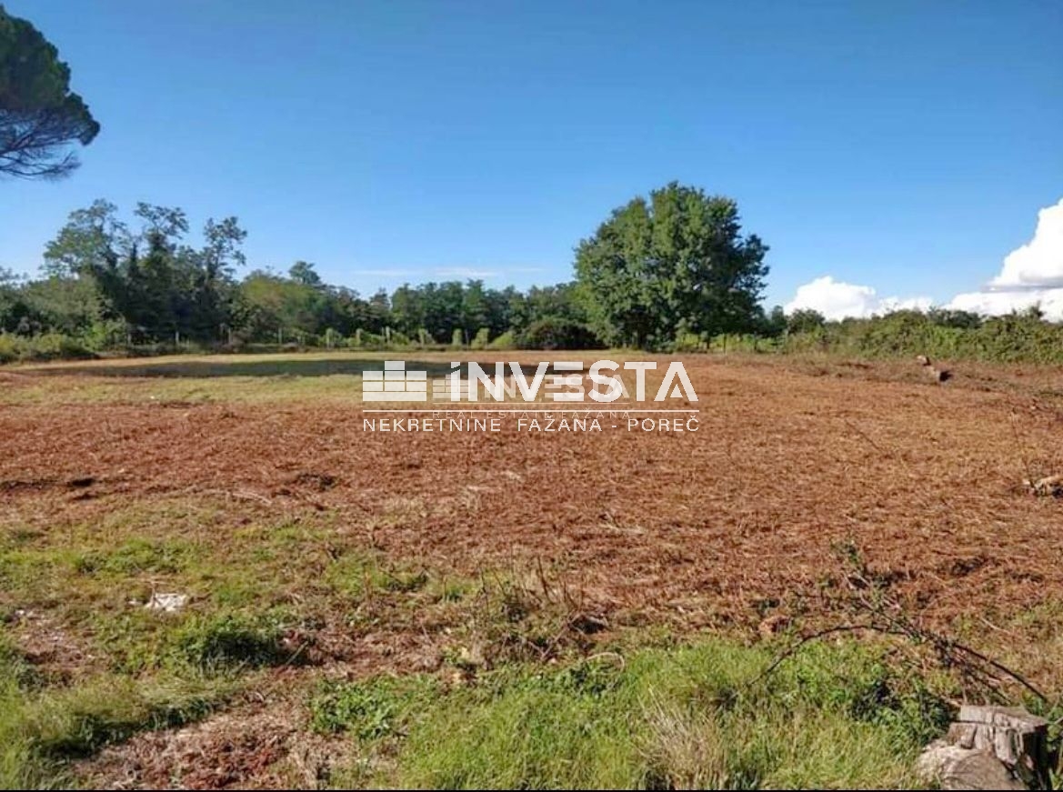 Poreč, Kaštelir, građevinsko zemljište 4483 m2 - cover