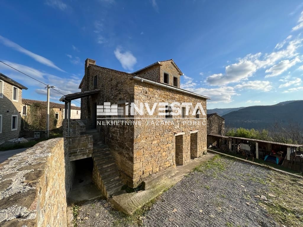 Motovun okolica, jedinstvena istarska kamena kuća s predivnim pogledom - cover