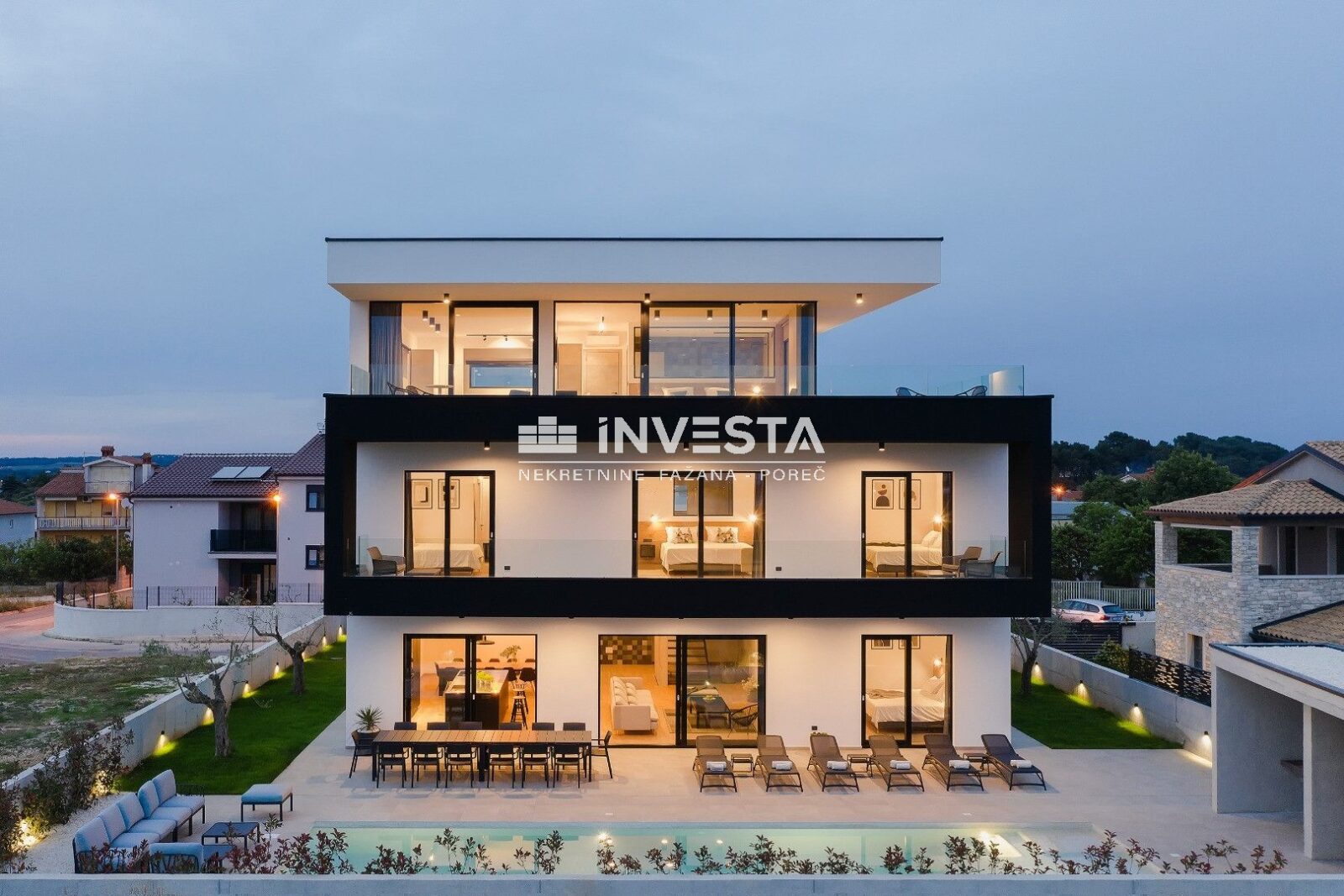 Pula, Veli Vrh, Luksuzna vila 420m2 s pogledom na more i Pulu - cover