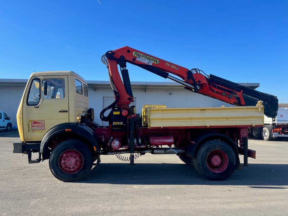 Mercedes 1719 + kran Palfinger 19000, 1980 god. - cover