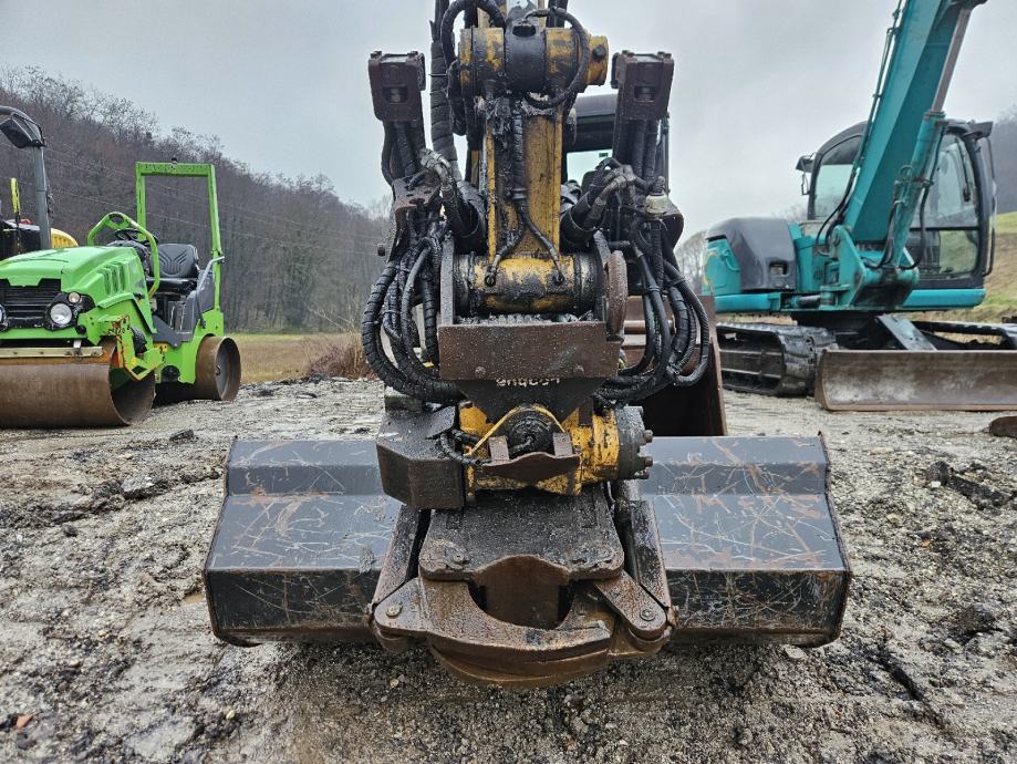 rototilt za bager 7 , 8 , 9 , 10 t tona , sa 3 žlice - cover