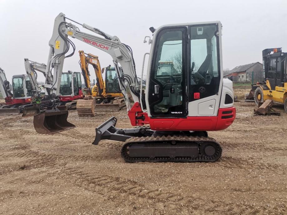 TAKEUCHI TB 230 - cover