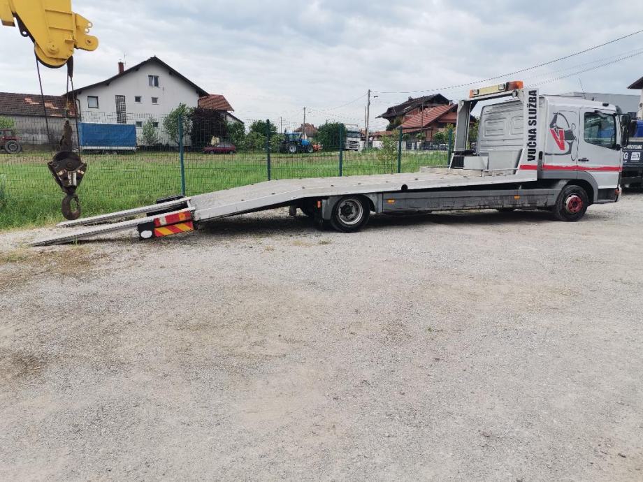 MERCEDES ATEGO 818 na ime kupca, 2001 god. - cover