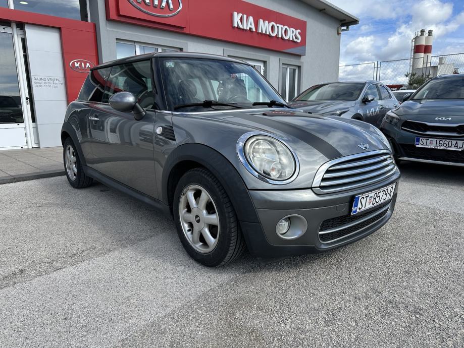 MINI Cooper 1.6 D ONE! - cover