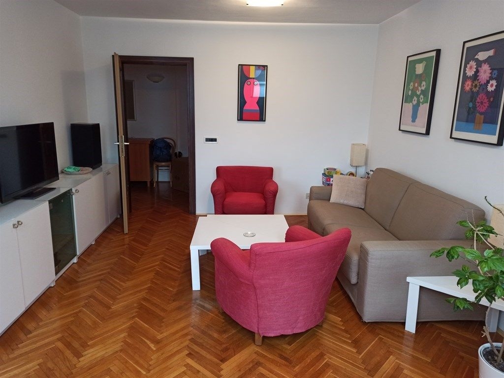 Prodaja: Zagreb-Trešnjevka, 4-sobni stan 97.55m2 na odličnoj lokaciji - cover