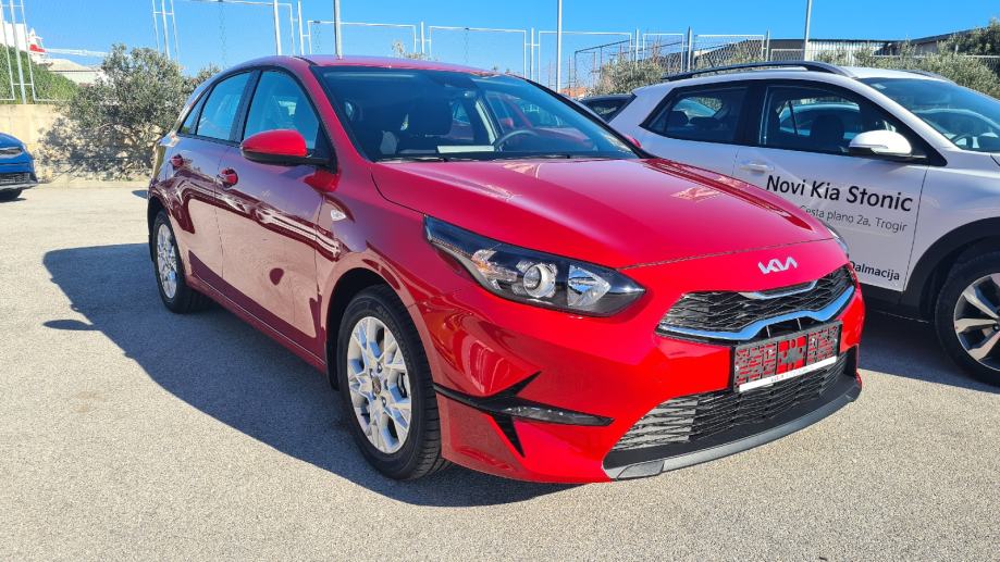 *NOVA* Kia Ceed (cee'd) 1,0 T-GDI LX CHAMPION, 7 GODINA JAMSTVA! - cover