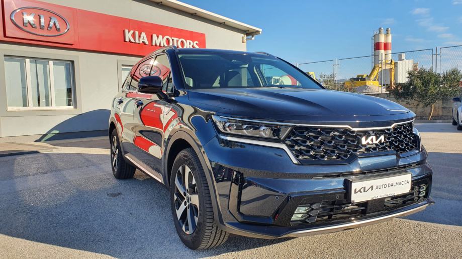 Kia Sorento 2,2 CRDi EX FRESH 8DCT, TESTNO vozilo, dostupan odmah! - cover