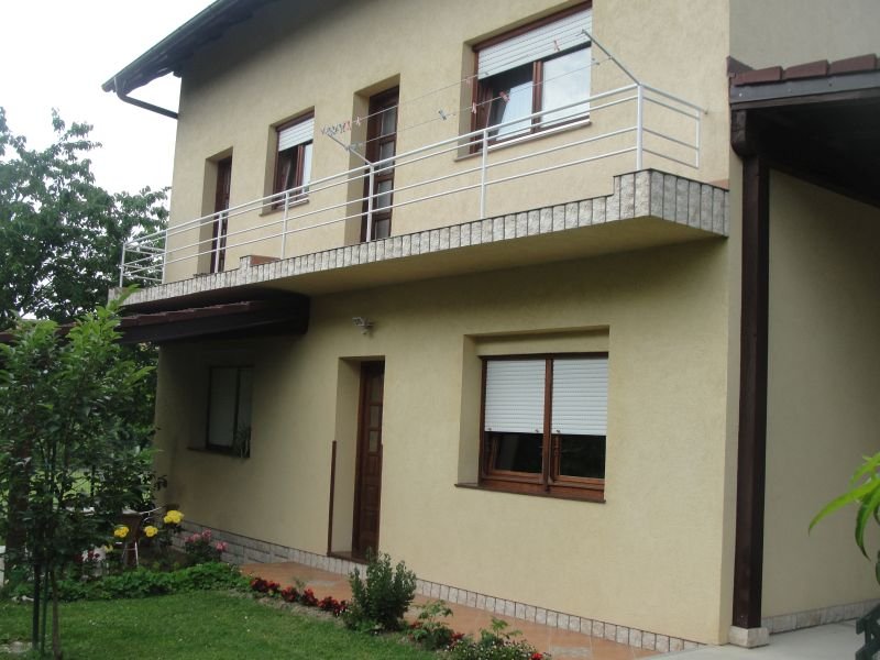 Kuća: Zaprešić - STROGI CENTAR - 200 m2 - DVA STANA - EKSKLUZIVA !!! (prodaja) - cover