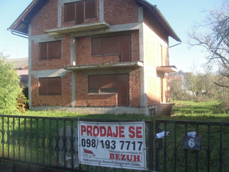 Kuća: ZAPREŠIĆ - STROGI CENTAR- 300.00 m2+ 845 m2 - za INVESTITORE !!! (prodaja) - cover