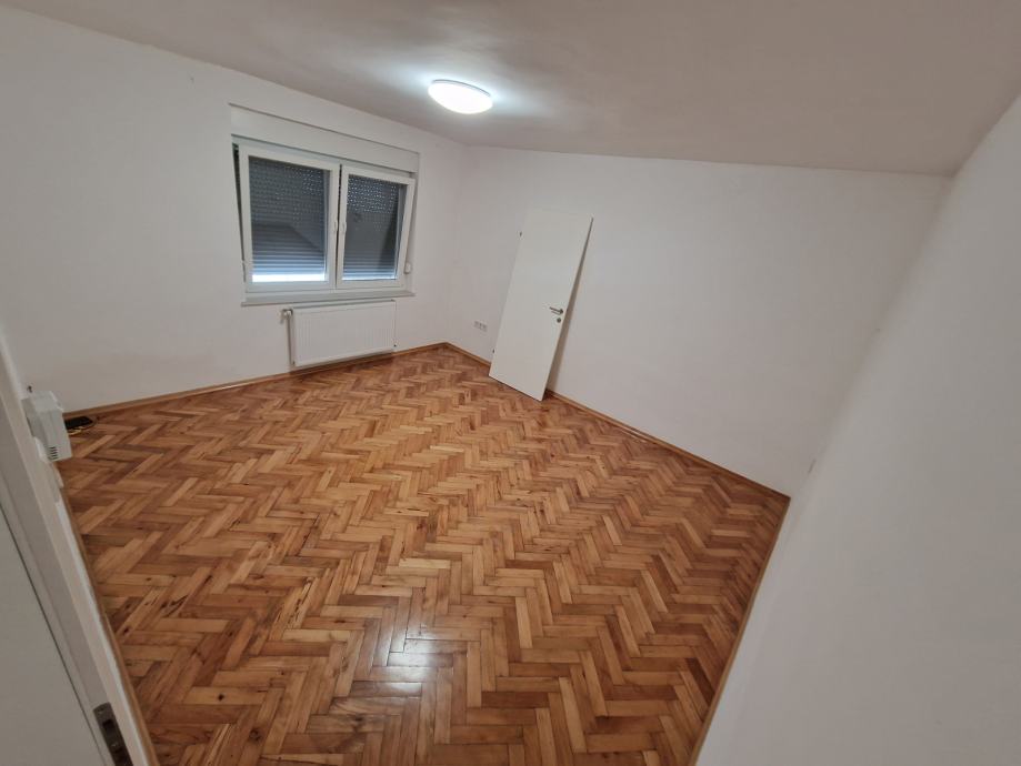 Stan: Zagreb (Centar Dubrava), AKCIJA, 71.00 m2, uređeno, prizemlje (prodaja) - cover