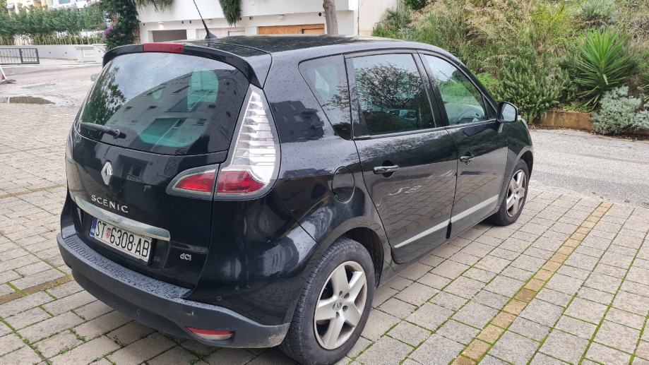 Renault Scenic dCi - cover