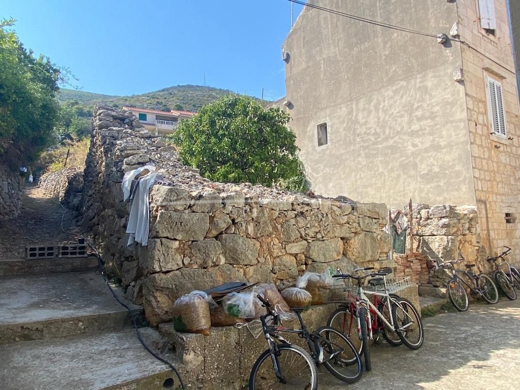 Zemljište Vis s projektom! PRILIKA! - cover