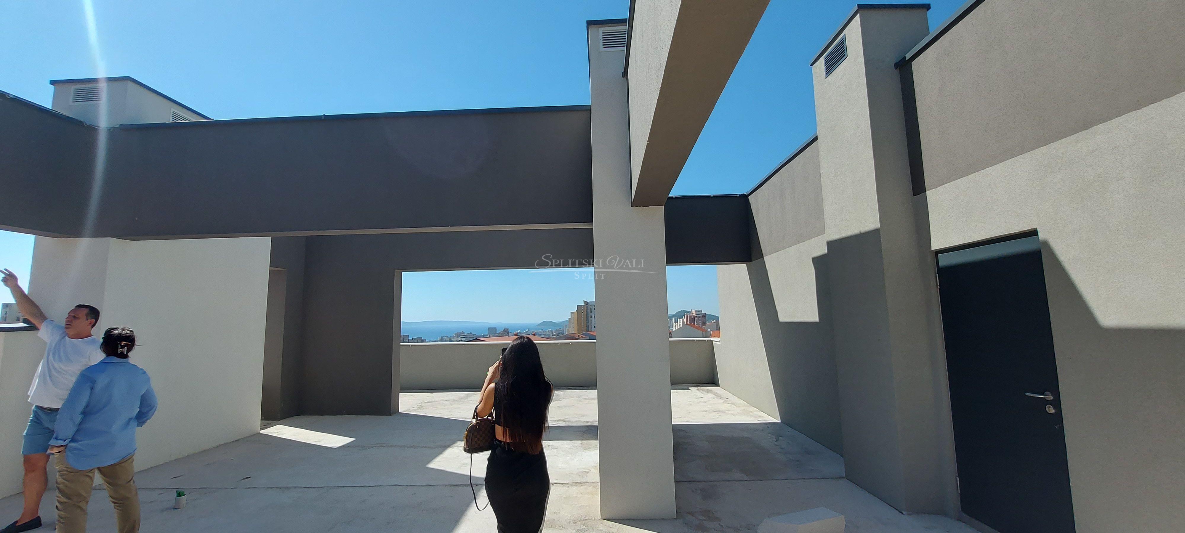 Penthouse Visoka, 167 m2, dvije etaže - terasa i bazen - cover