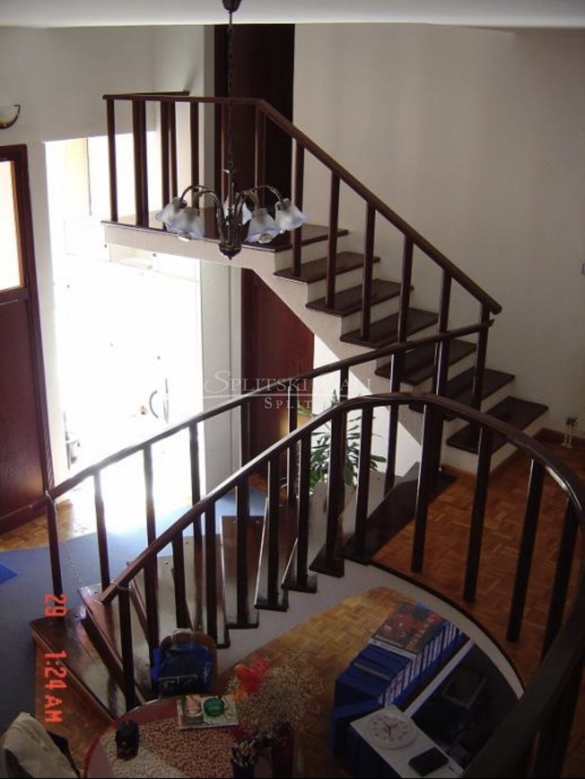 Split, Brda velika samostojeća kuća sa okućnicom - cover