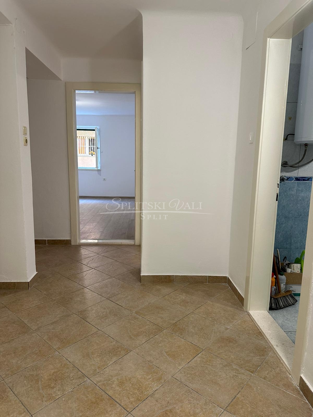 Split,Bačvice-"Prilika"-vrhunska lokacija - cover