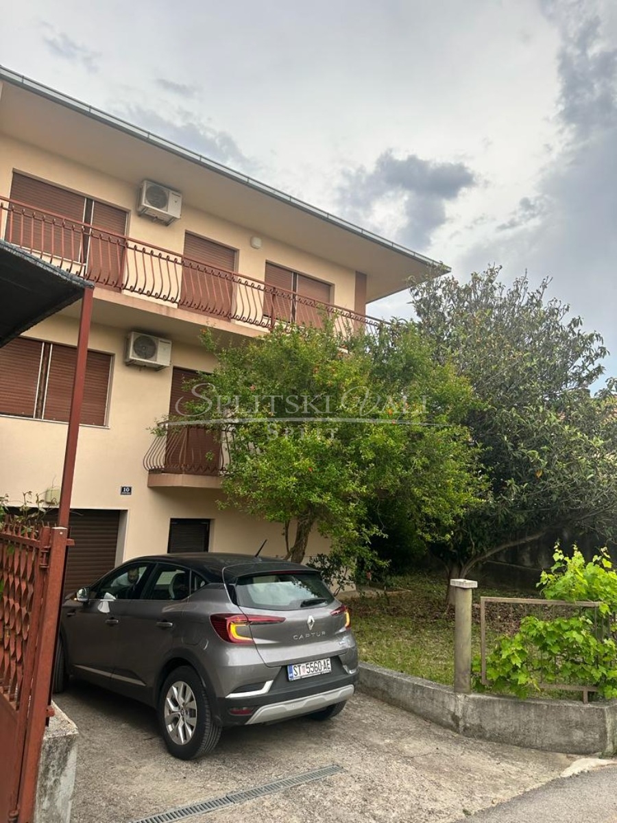 Kaštel Kambelovac- Kuća 400 m2 - cover