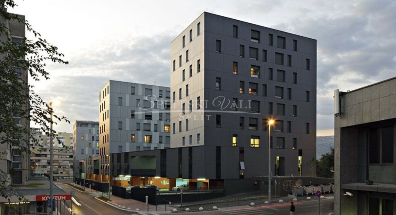 Prilika! Dvosoban stan Ora prodaja - cover