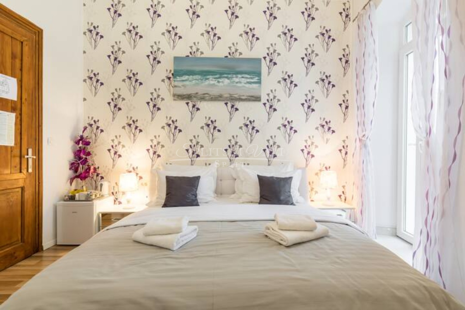 Centar grada- prodaja stana s uhodanim poslom - cover