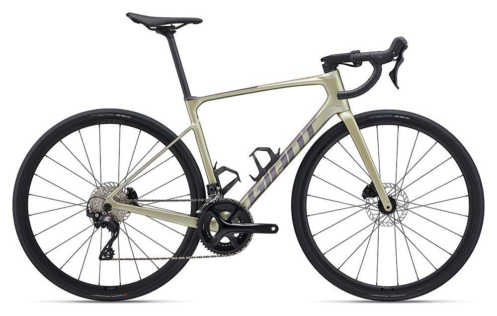 BICIKL GIANT Defy Advanced 2 - cover