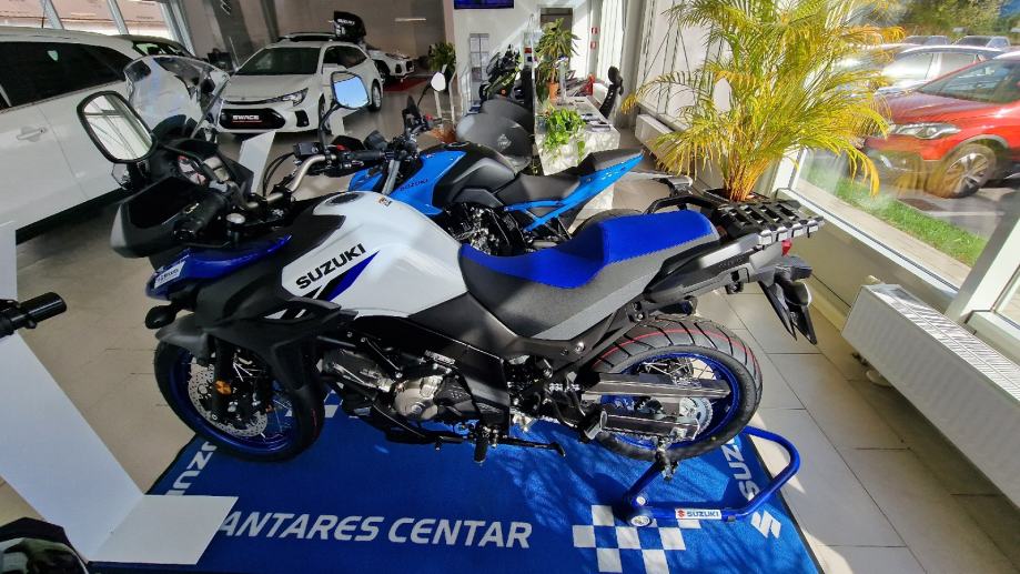 Suzuki V-STROM 650 XT 645 cm3, 2023 god. - cover
