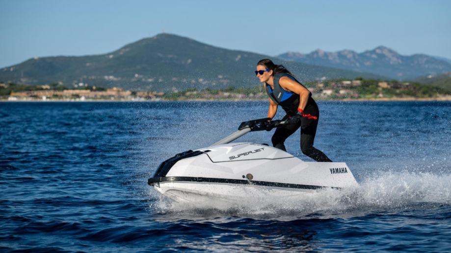 Yamaha 2024 SuperJet - cover