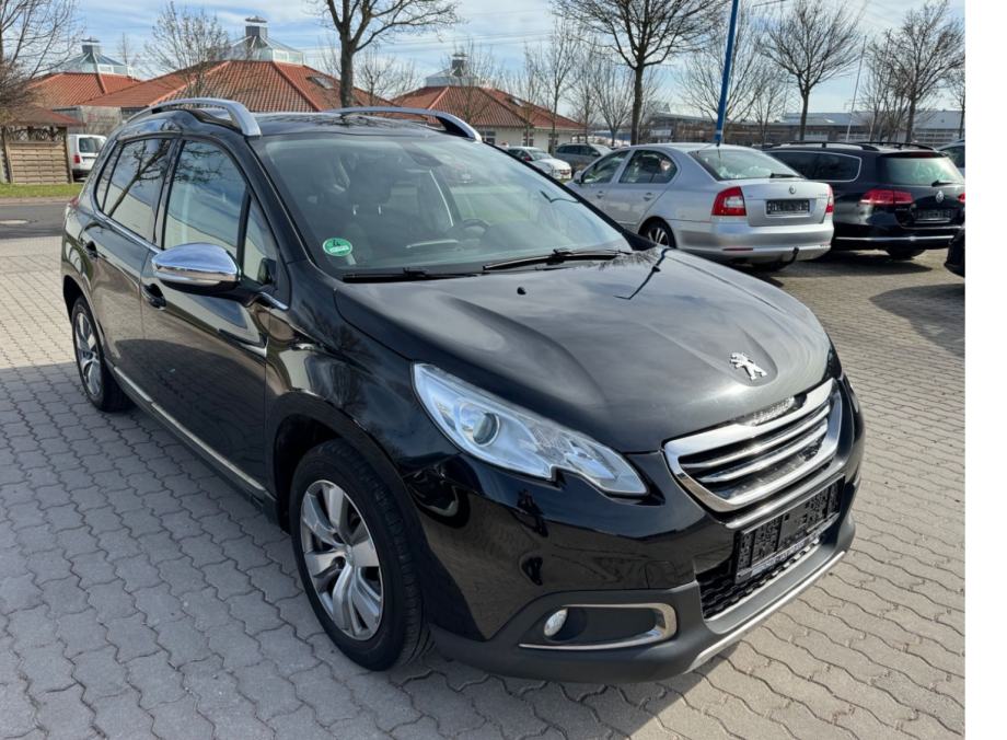 Peugeot 2008 1,6 e-HDi,2015g.klima,led,navi,kredit - cover