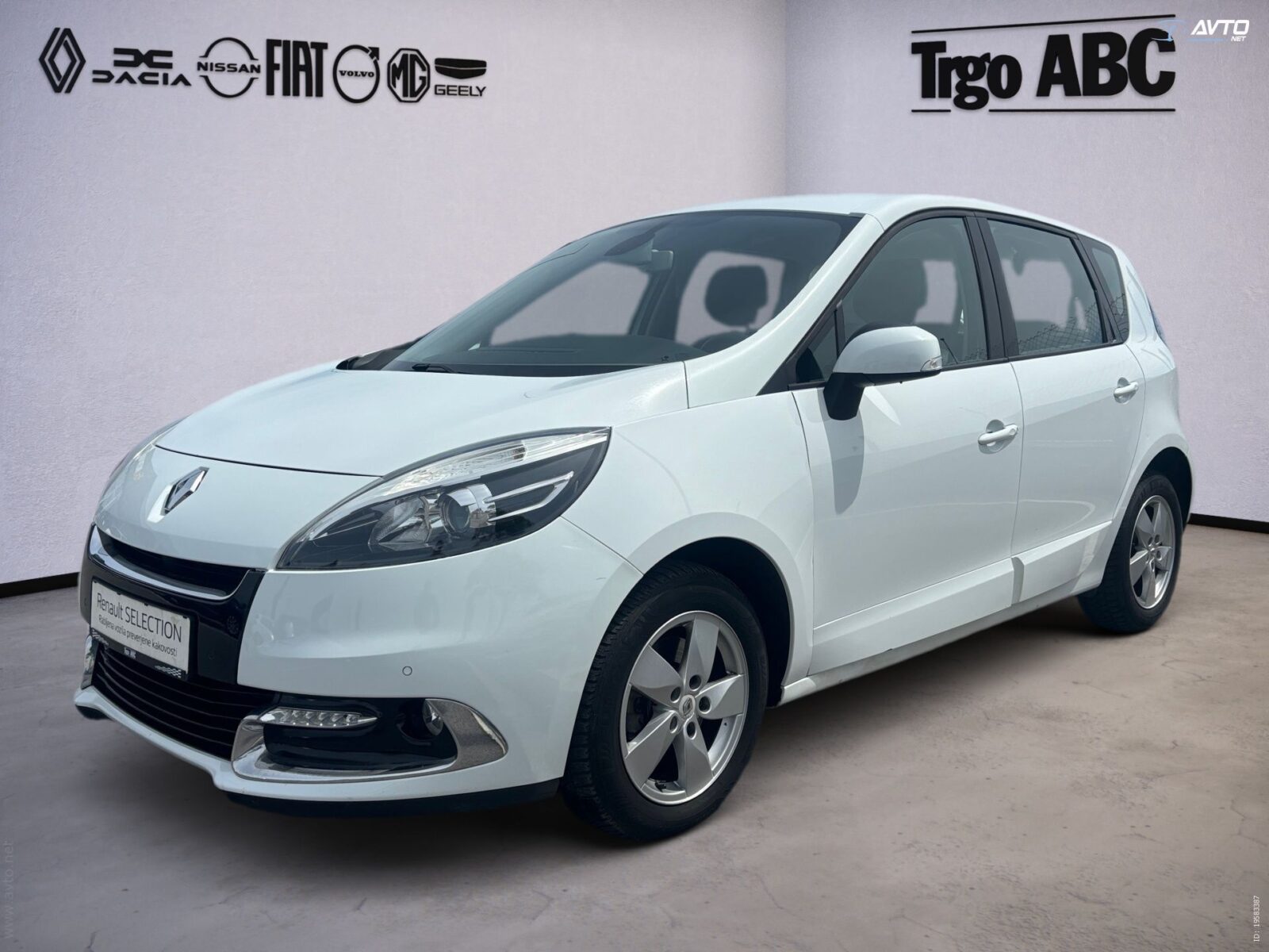 Renault Scenic Dynamique dCi 110 - cover