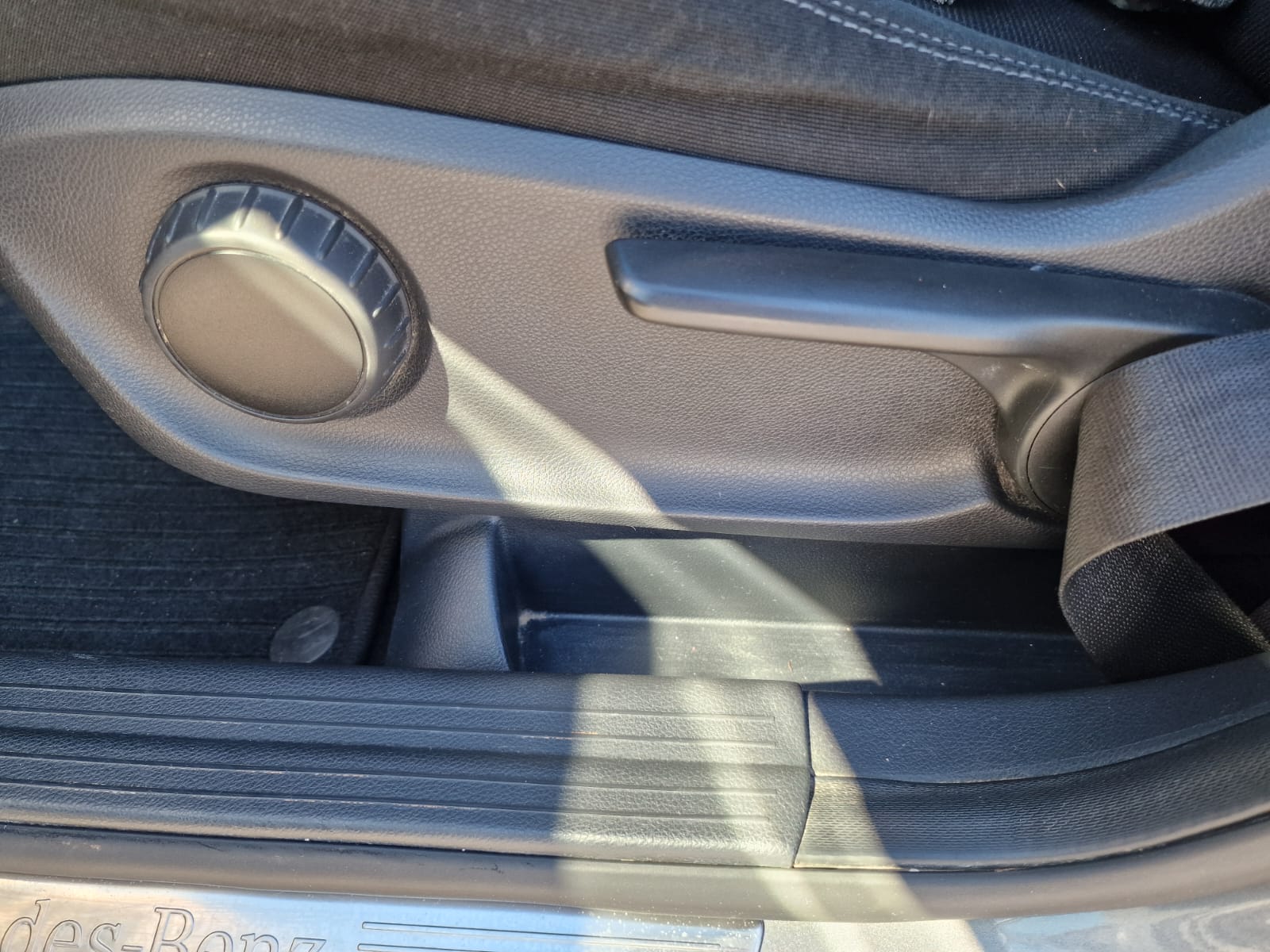 Mercedes Benz B klasa 180 CDI - cover