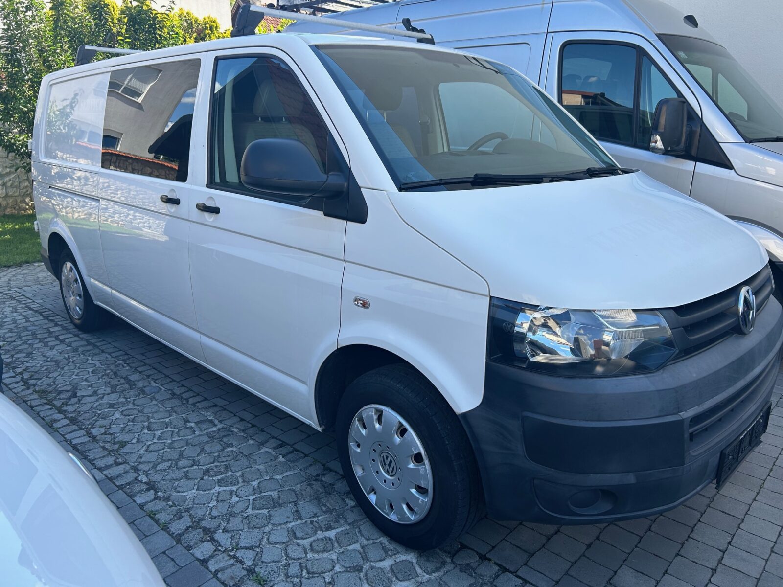 VW T5 DUPLA KABINA 5 SJEDALA+TOVARNI N1 100% TROŠKOVI I PDV, 2013, servis - cover