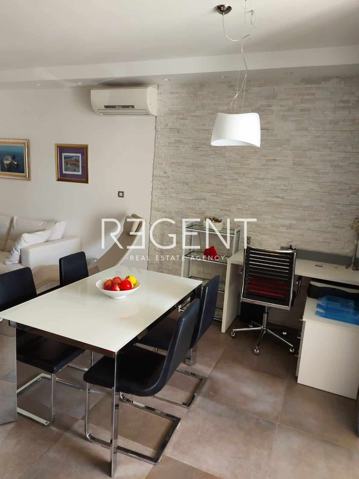 Split , Duilovo – Dvosoban stan 82 m2 , najam - cover