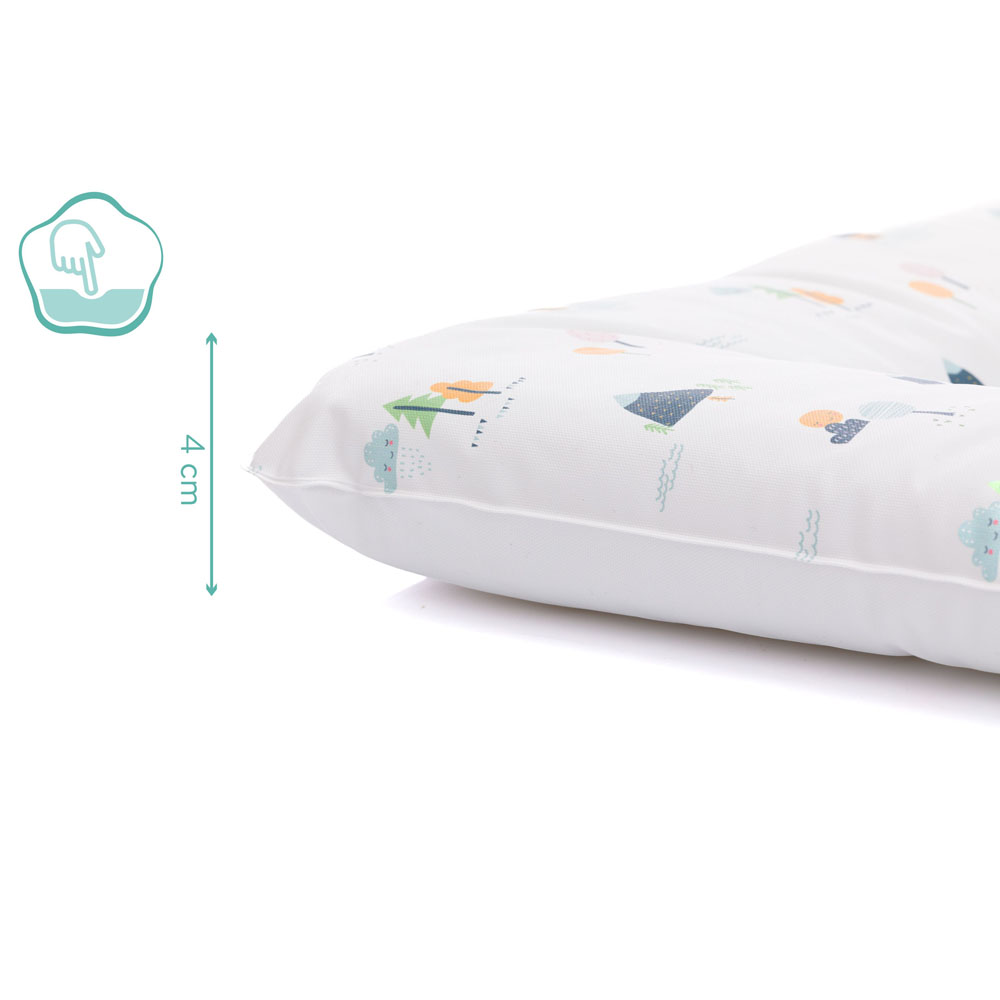 Fillikid podloga za prematanje luxe soft 53x70x4 cm soft, Village White - cover